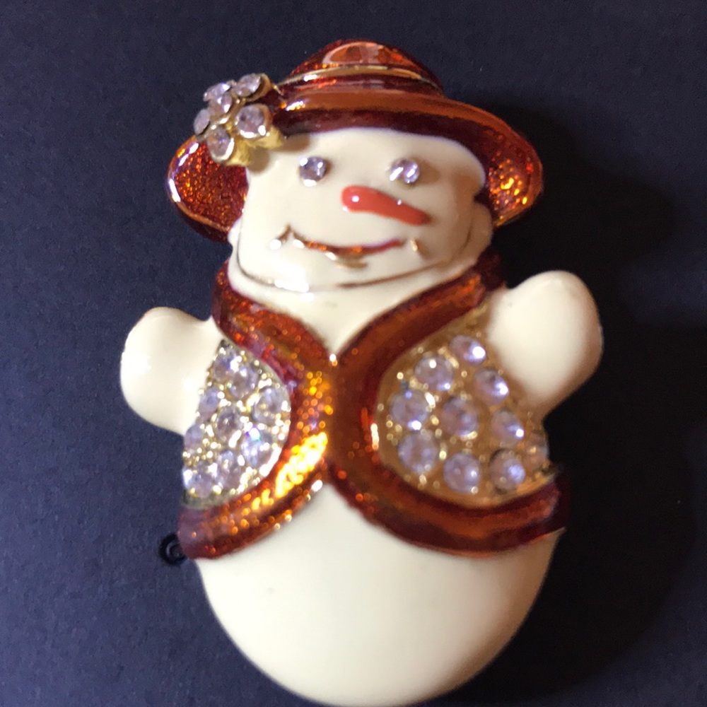 Snowman enameled pin pendant with rhinestones